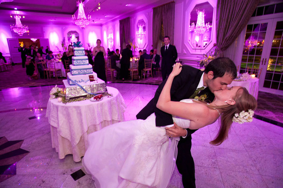 Kate and Josh : Wedding Potpourri Color : New York Wedding Photographer | Chuck Fishman Photographer | Documentary Photojournalistic Black and White  Wedding Photojournalism