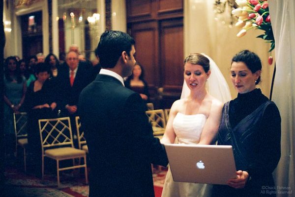 St. Regis Hotel  : Wedding Potpourri Color : New York Wedding Photographer | Chuck Fishman Photographer | Documentary Photojournalistic Black and White  Wedding Photojournalism