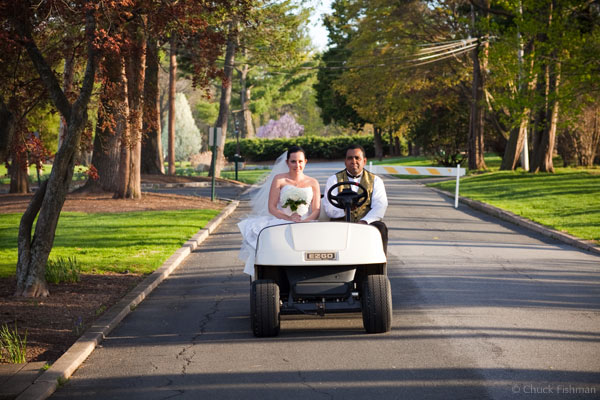 Here Comes the Bride : Wedding Potpourri Color : New York Wedding Photographer | Chuck Fishman Photographer | Documentary Photojournalistic Black and White  Wedding Photojournalism